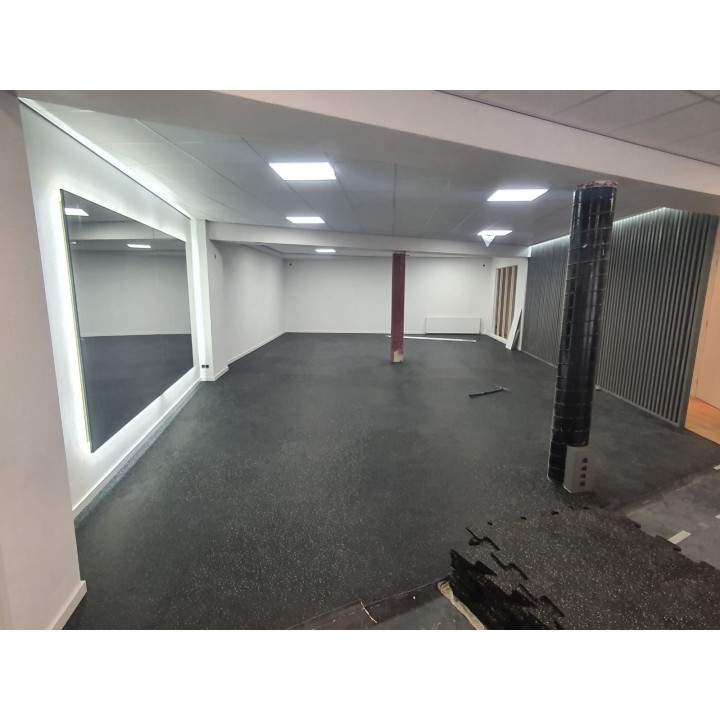 Sportvloer ProfiGym puzzel tegel Pure Black 10mm dik 100cm x 100cm