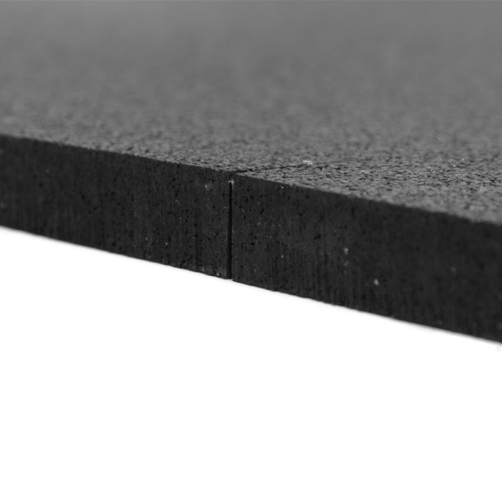 PREMIUM naadloos zonder voegen lasergesneden Sportvloer rubber tegel ZWART - fijne korrel 100x100cm 1cm dik